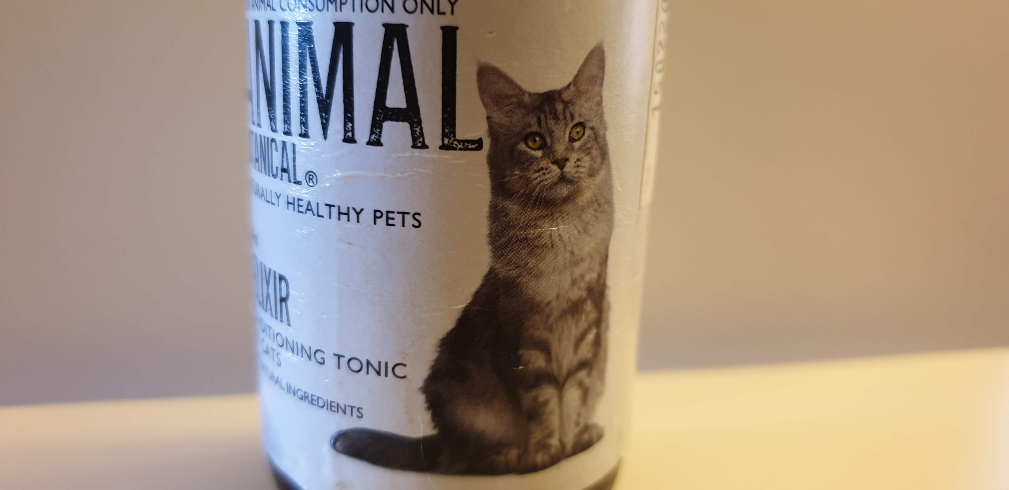 A Conditioning Herbal Tonic for your kitty - Felixir - Furrabulous and Natural.