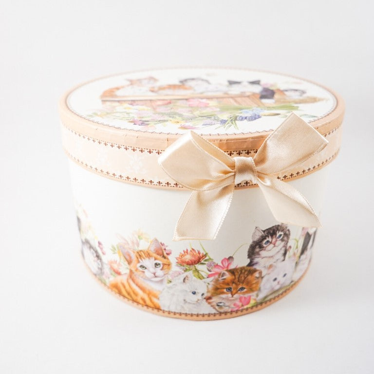 Beautifully packed, this set it perfect for a gift on its own without needing any additional touch.