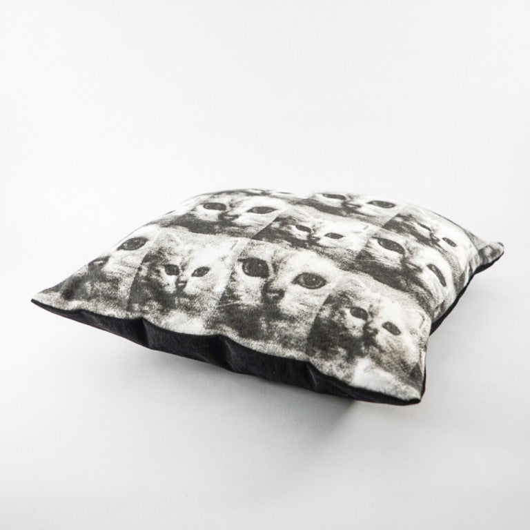 This small size pillow is perfect to be placed on your pet's bed or sleeping spot.