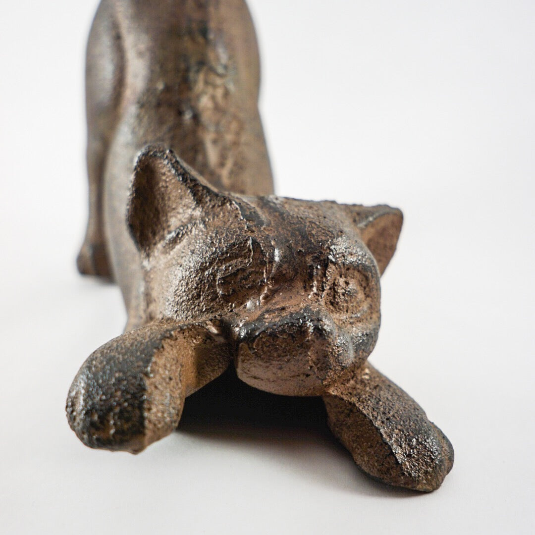 Material is durable, can be placed indoor our outdoor.